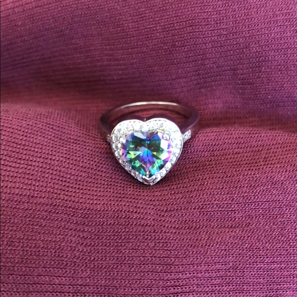 Ladies ring.